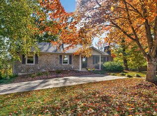 494 Oak Dr, Lancaster, KY 40444