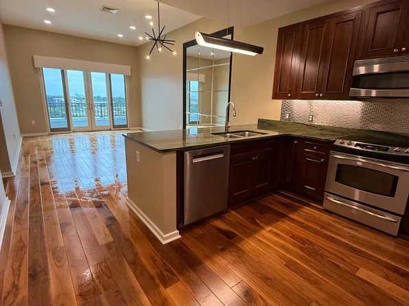 530 Harlan Blvd Unit 707, Wilmington, DE 19801