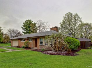 1540 Kenilworth Pl, Aurora, IL 60506