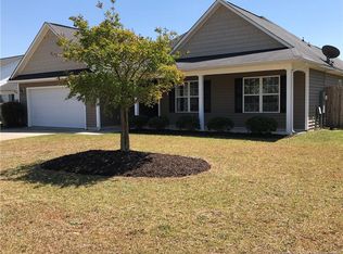 2137 Sir Michael Dr, Hope Mills, NC 28348