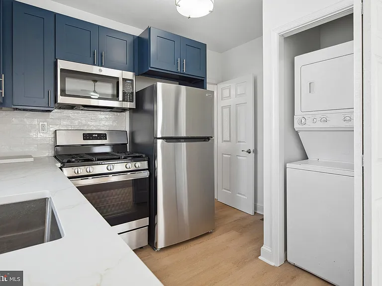 3871 Terrace St #1F — Photo 5