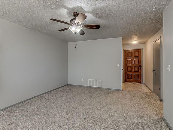 5th image of 4508 SE 37th St