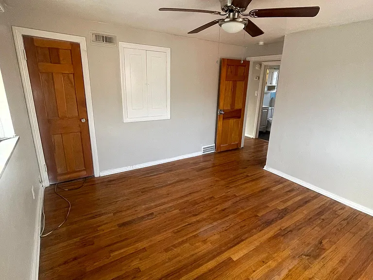 20301 Crystal Ave #2 — Photo 4