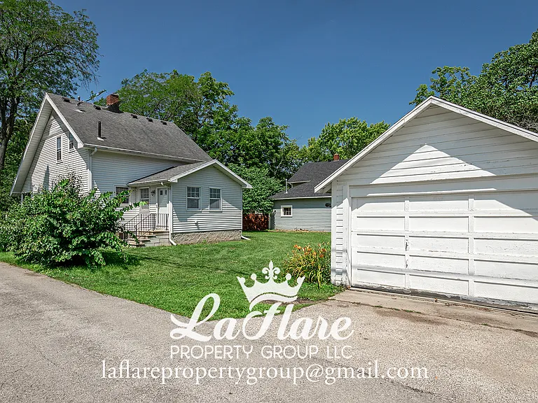 613 Locust St — Photo 23