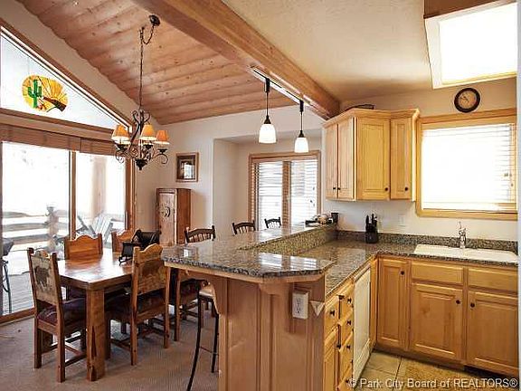 2nd image of 1083 Stonebridge Cir #14