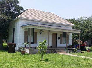 221 E Fordyce Ave, Kingsville, TX 78363