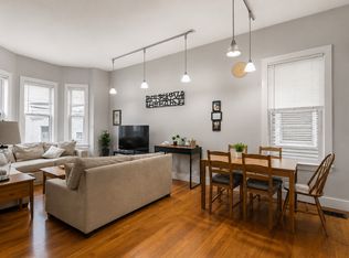 218 Columbia St #1, Cambridge, MA 02139