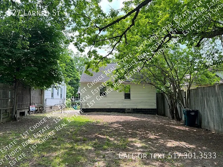 827 Larned St — Photo 21