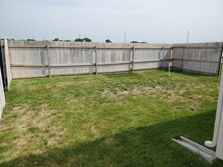 414 S Longbranch Dr — Photo 21