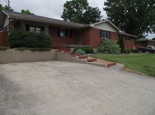 154 Greenway Dr, Winchester, KY 40391