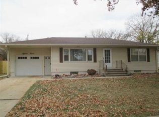 1812 High St, Beatrice, NE 68310