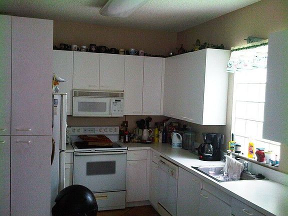 3rd image of 120 NW 151st Ave