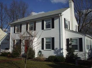 121 Don Ave, Rumford, RI 02916