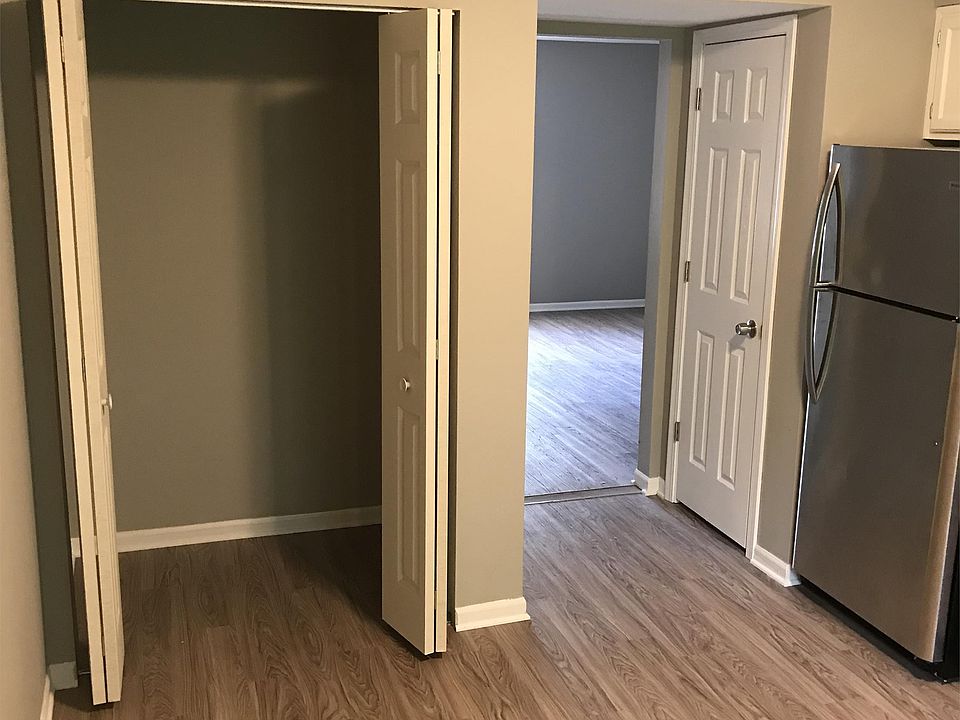 1st image of 12225 N Woodcrest Dr APT 306