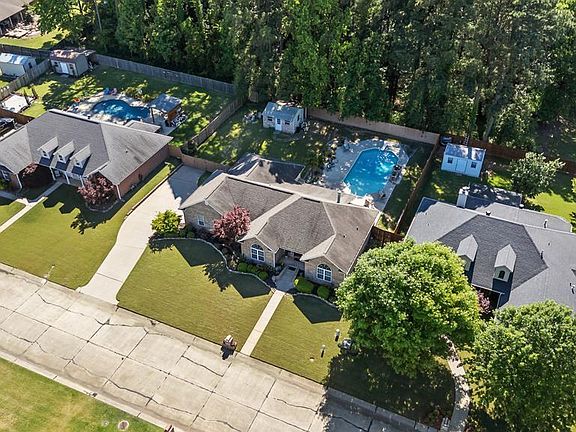 3rd image of 4705 David Dr