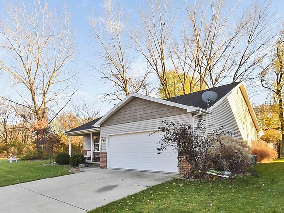 4th image of 4610 W Gladstone Pl