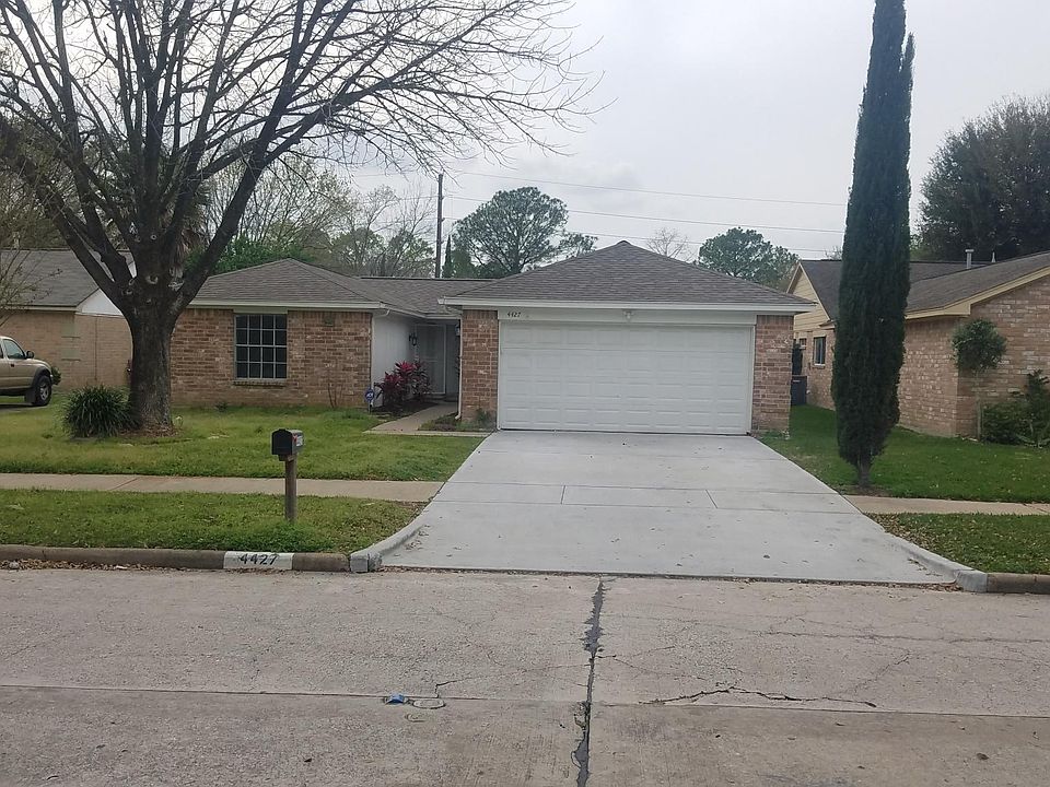 1st image of 4427 Shawna Dr