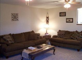 1229 Dreessen Dr, Moore, OK 73160