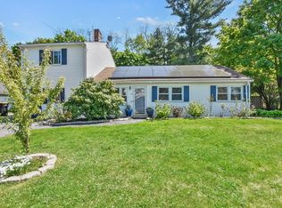 14 Griffin Rd, Framingham, MA 01701
