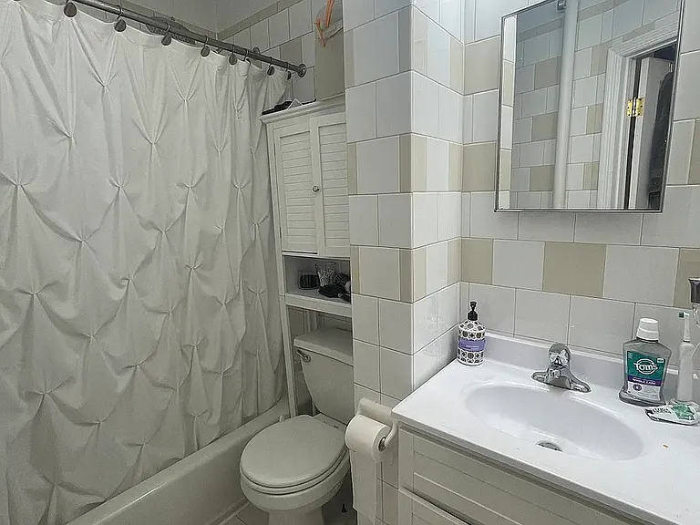231 E 24th St #6D — Photo 21
