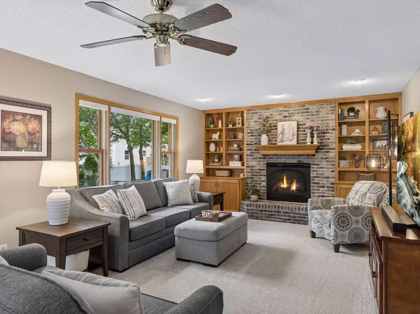5933 Bayberry Dr, White Bear Township, MN 55110