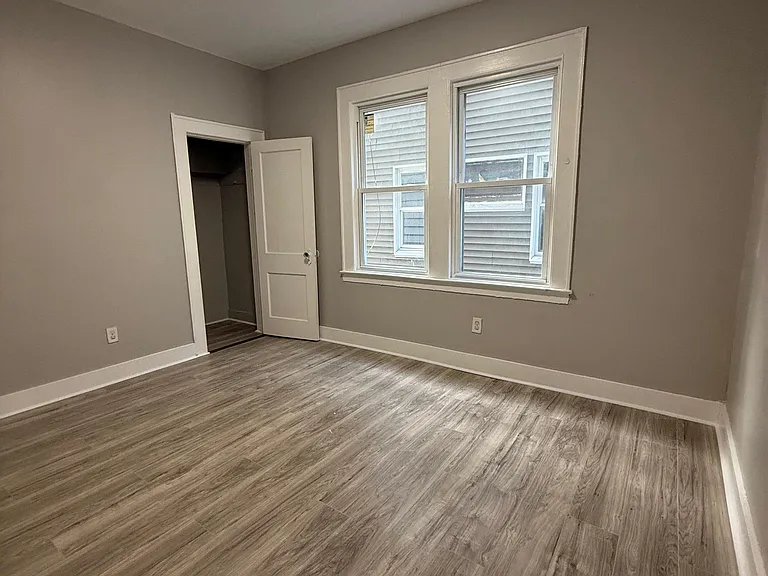 129 Grove Ter #1A — Photo 9
