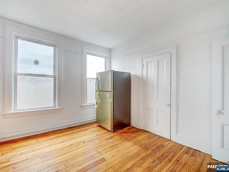 444 S Broad St #442 — Photo 10