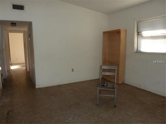 3rd image of 3624 Tarpon Dr