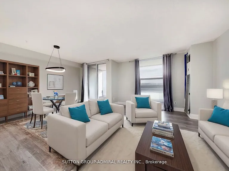 50 Inverlochy Blvd #1005 — Photo 6