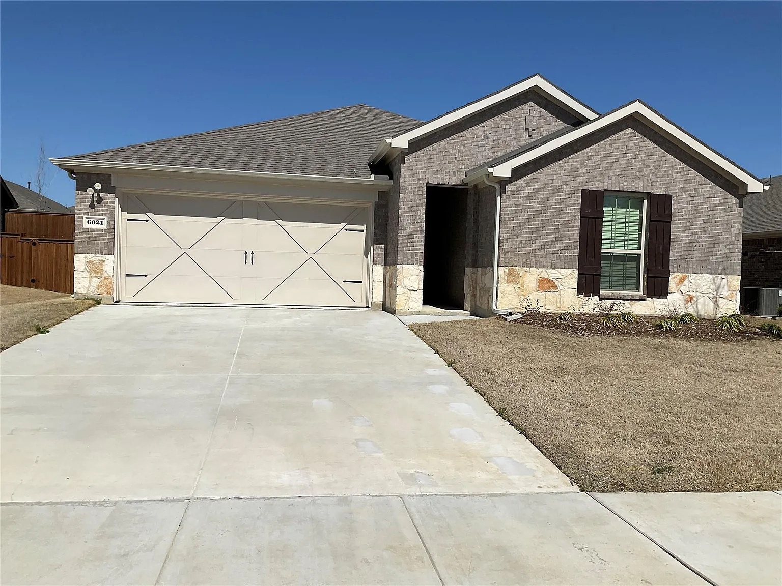 4 bed, 1862 sqft, $2,500 — Photo 1