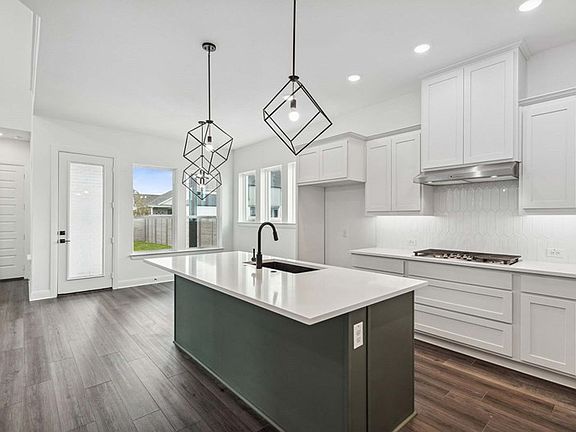 The Scottsburg - Kitchen