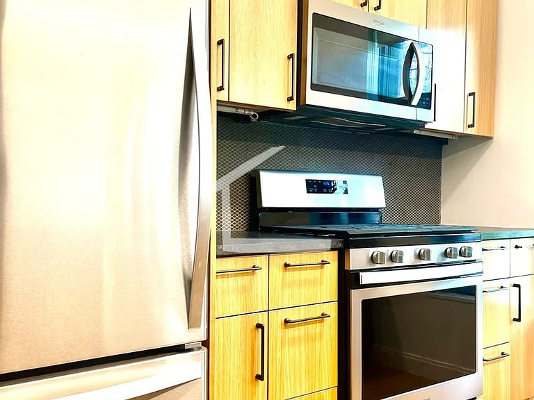 208-83 Gardner St #208 — Photo 5