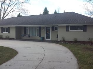 71 Habrand Dr, Troy, MI 48098