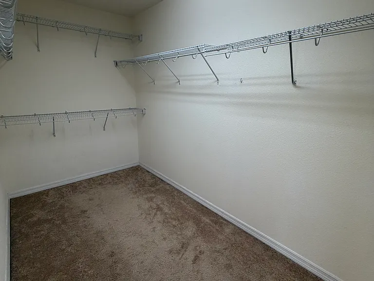 475 Merry Brook Cir — Photo 13