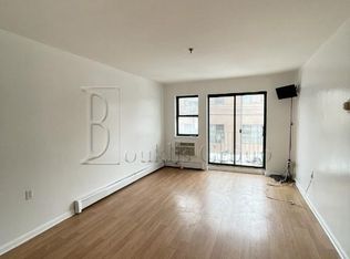 34-34 10th St #2, Astoria, NY 11106