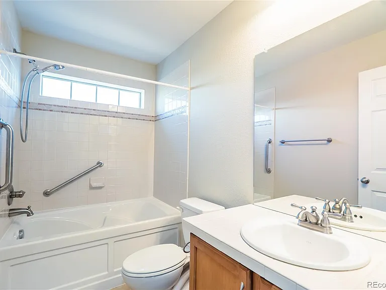 7440 E 8th Ave #28 — Photo 24