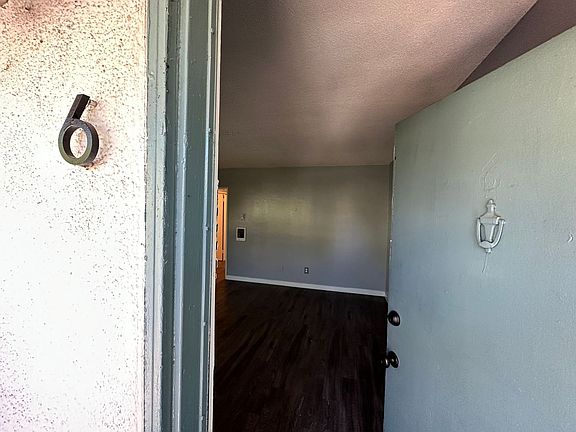 2nd image of 1090 Walnut Ave #Walnu1090-