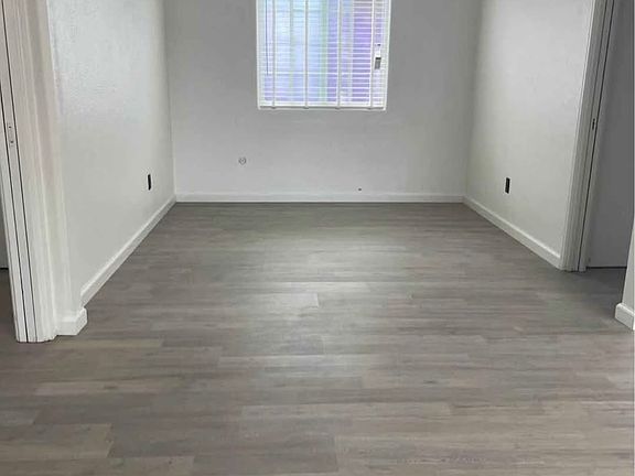 3rd image of 541 Otis St