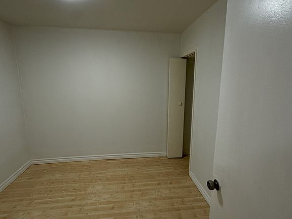 2nd image of 314 Bruce Ave #4
