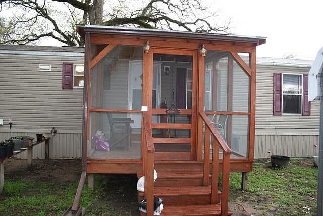 1st image of 102 Willowood Dr