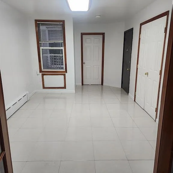812 22nd St #3R — Photo 5