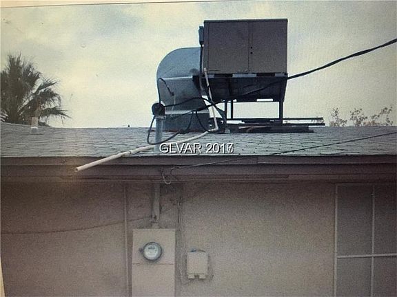 4th image of 2140 Jeanne Dr