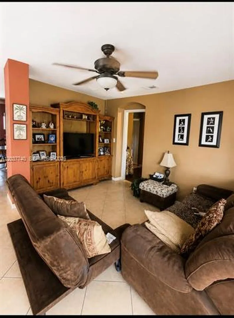 16355 SW 46th Ter # 0, Miami, FL 33185 — Photo 4