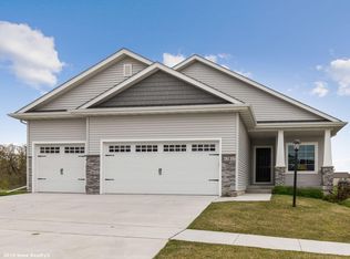 6381 NE 8th Ct, Des Moines, IA 50313