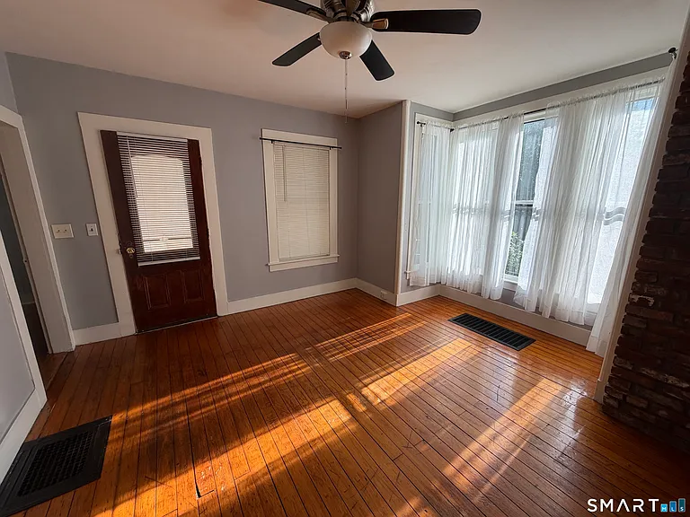 31 Woodruff Ave #1 — Photo 11