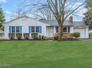 30 Kenmore Rd, Freehold, NJ 07728