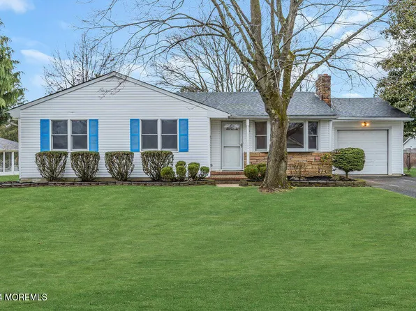 30 Kenmore Road, Freehold, NJ 07728