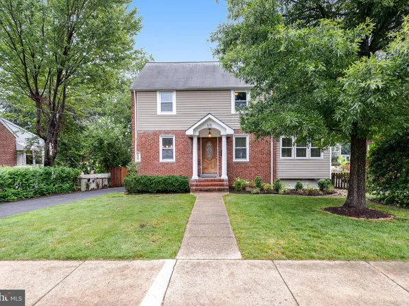 615 N George Mason Dr, Arlington, VA 22203