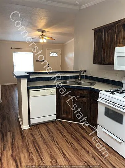1335 Market St #1 — Photo 4