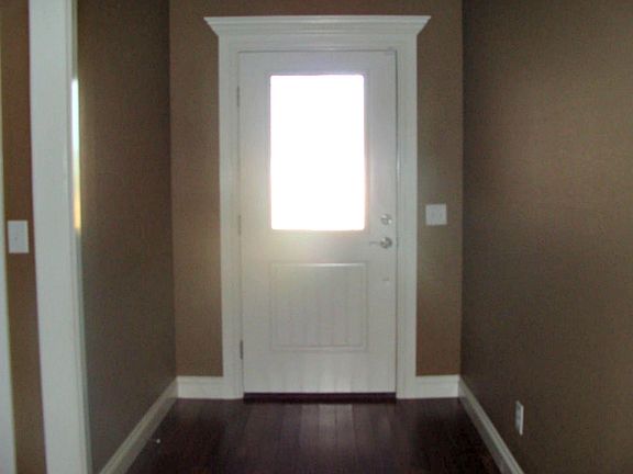 5th image of 1220 E Elm St